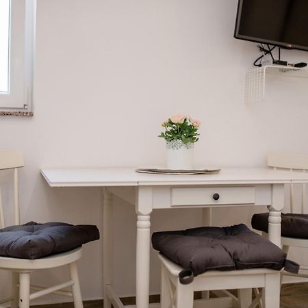 Apartments Makaus Supetarska Draga Extérieur photo