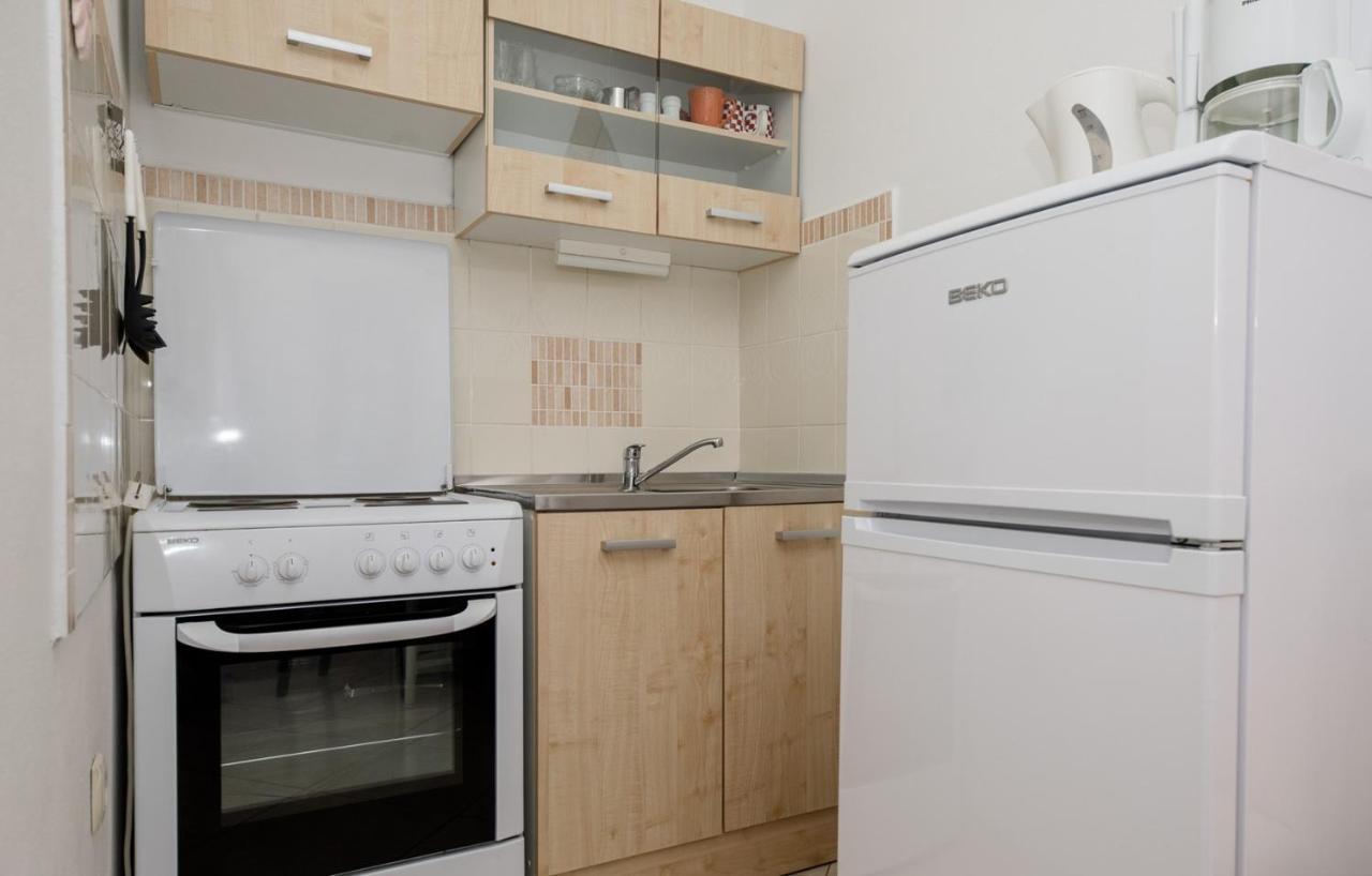 Apartments Makaus Supetarska Draga Chambre photo