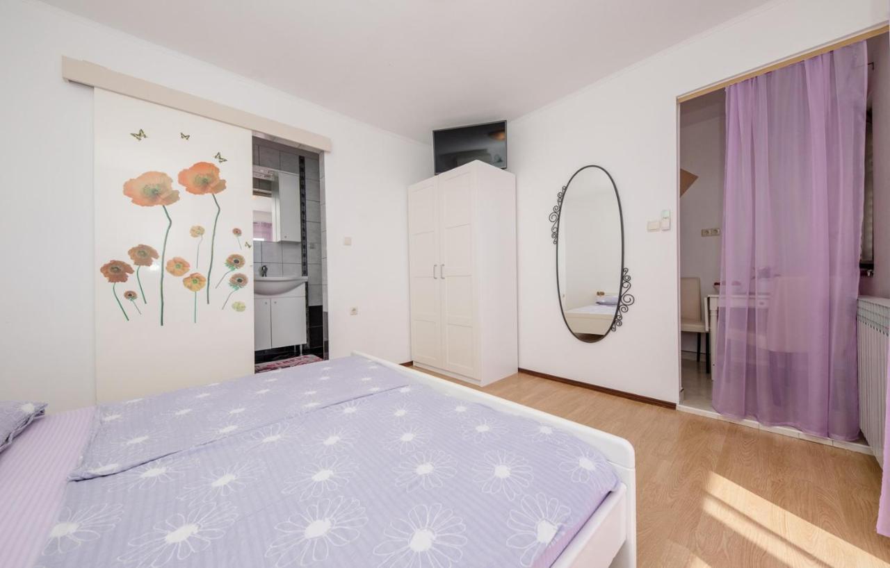 Apartments Makaus Supetarska Draga Extérieur photo